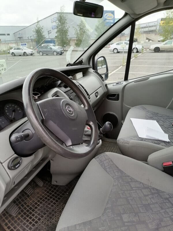 Opel VIVARO VAN 2.5DTI-2.965