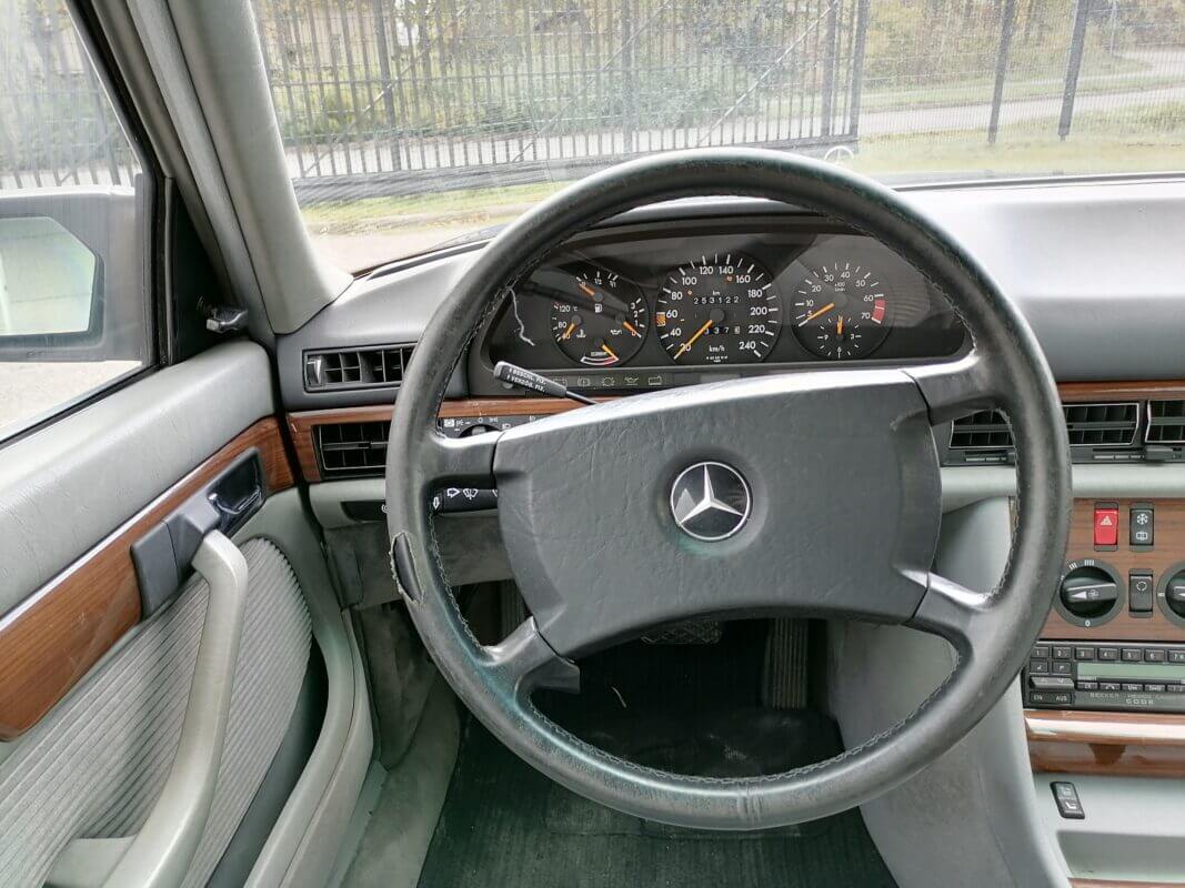 Mercedes-benz 300 SEL W126 koeajo