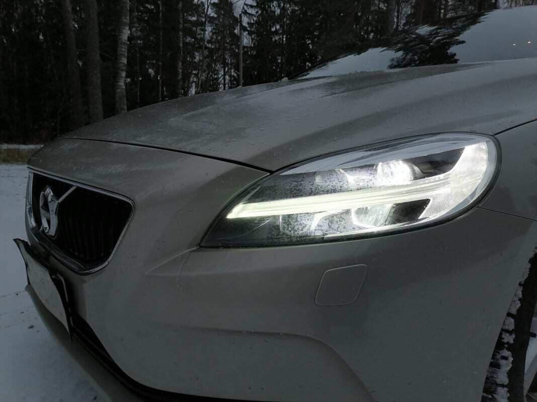 Volvo V40 D2 Business kokemuksia