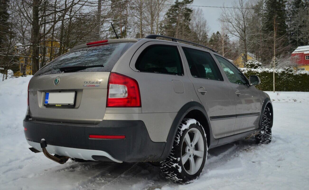 Skoda Octavia Combi scout kokemuksia koeajo
