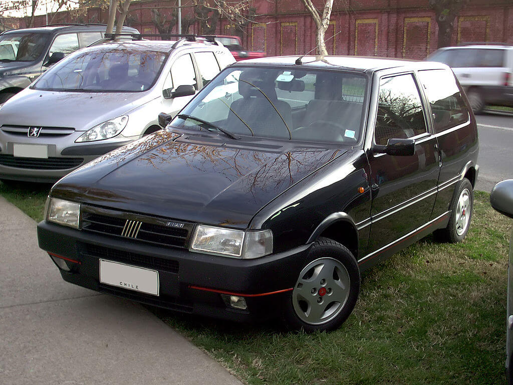 Fiat Uno Turbo - Kompakti urheilullinen voimanpesä