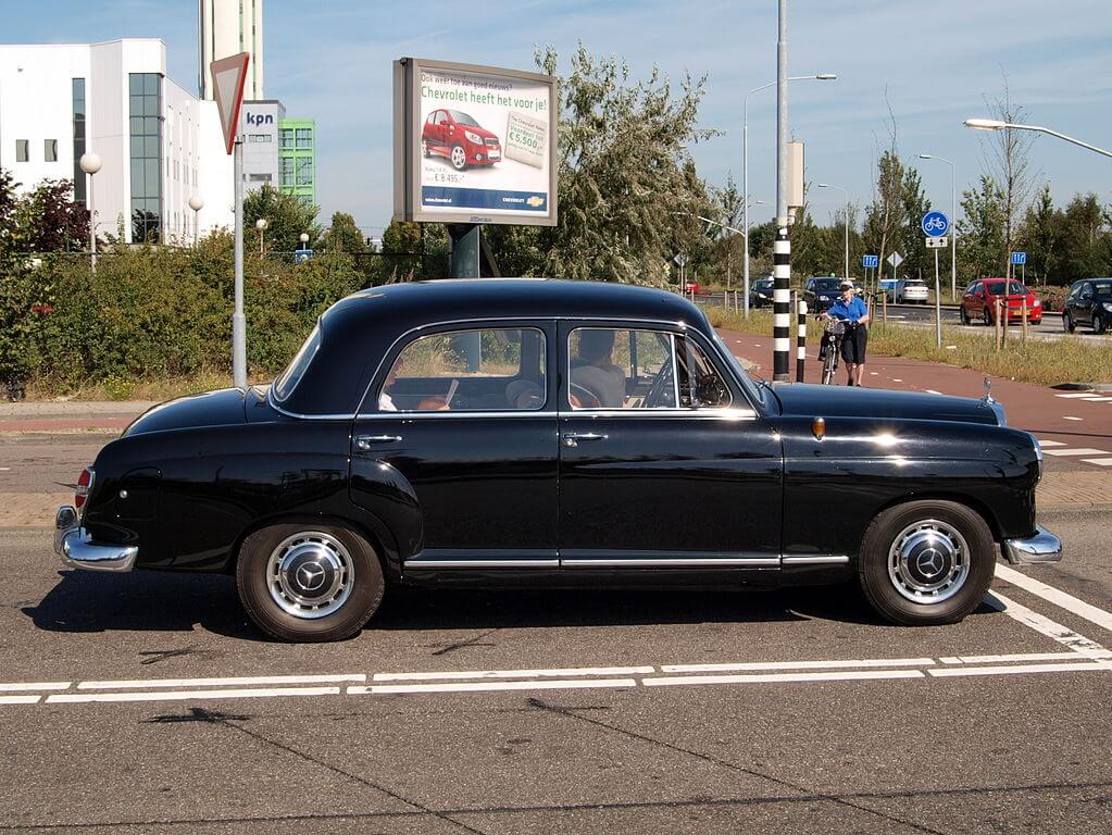 Mercedes-Benz W121 Ponttooni-Mersu