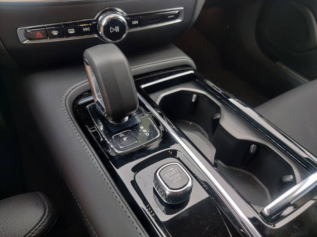 Koeajo Volvo V60 T8 AWD Long Range High Performance Plus kokemuksia