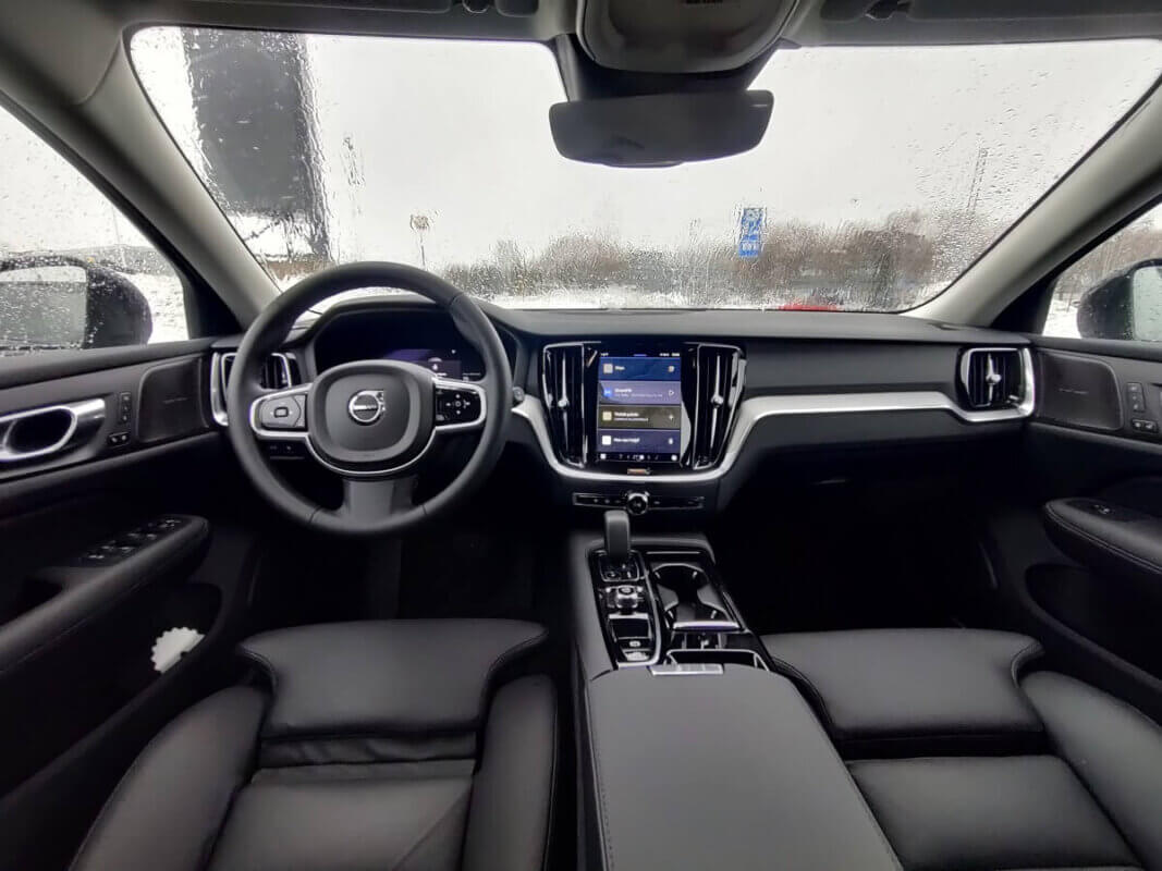 Koeajo Volvo V60 T8 AWD Long Range High Performance Plus kokemuksia