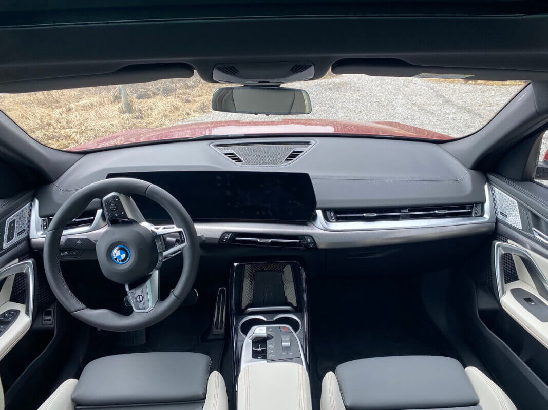 Koeajo BMW iX2 xDrive30 kokemuksia