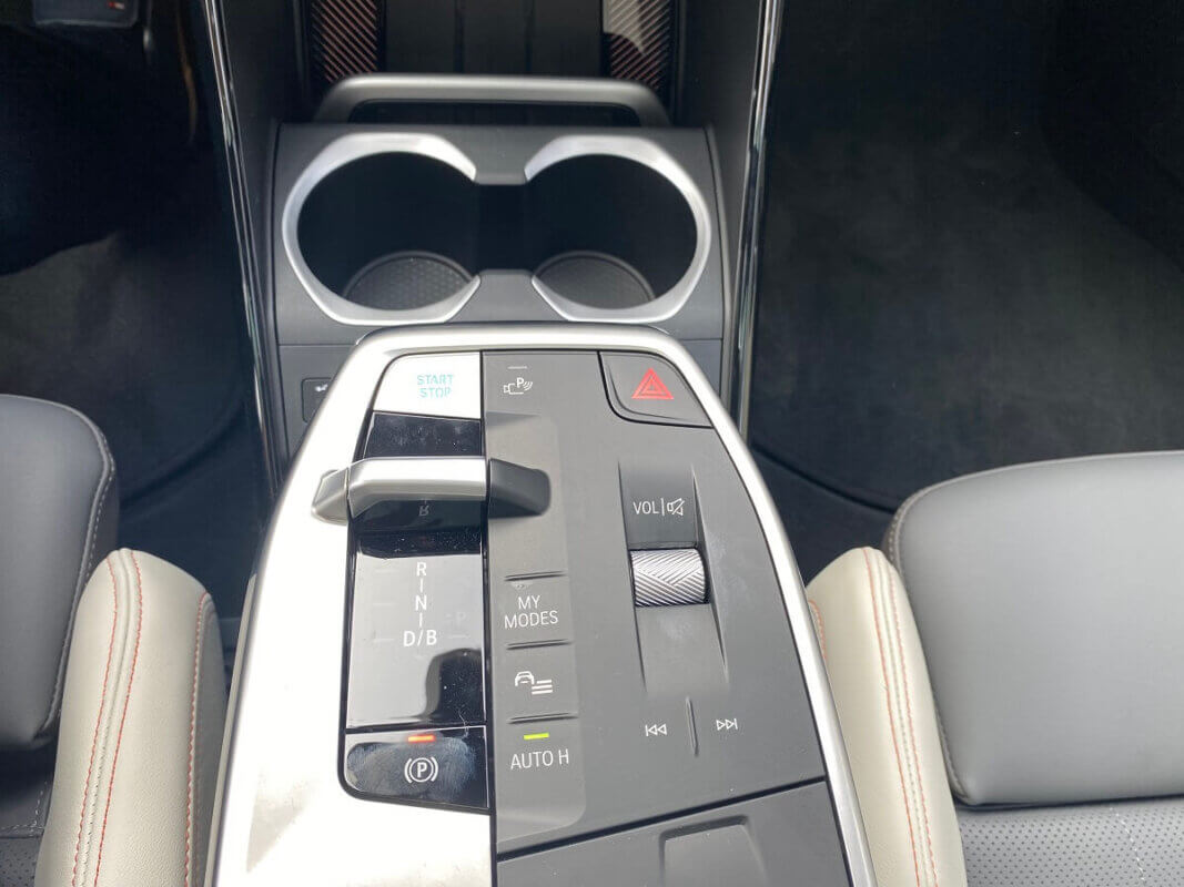 Koeajo BMW iX2 xDrive30 kokemuksia