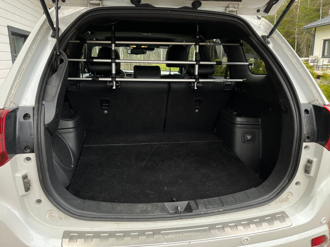 Koeajo Mitsubishi Outlander PHEV 2019 kokemuksia