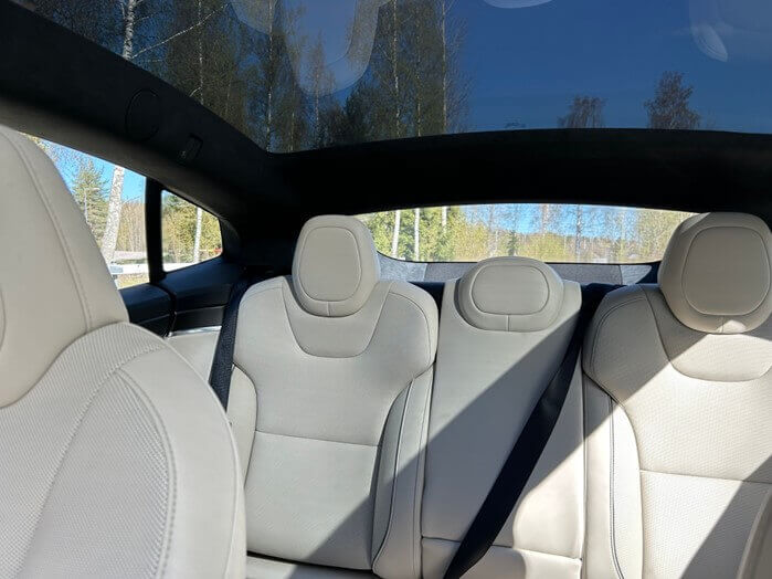 Koeajo Tesla Model S Plaid kokemuksia