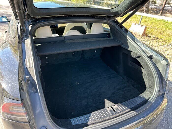 Koeajo Tesla Model S Plaid kokemuksia