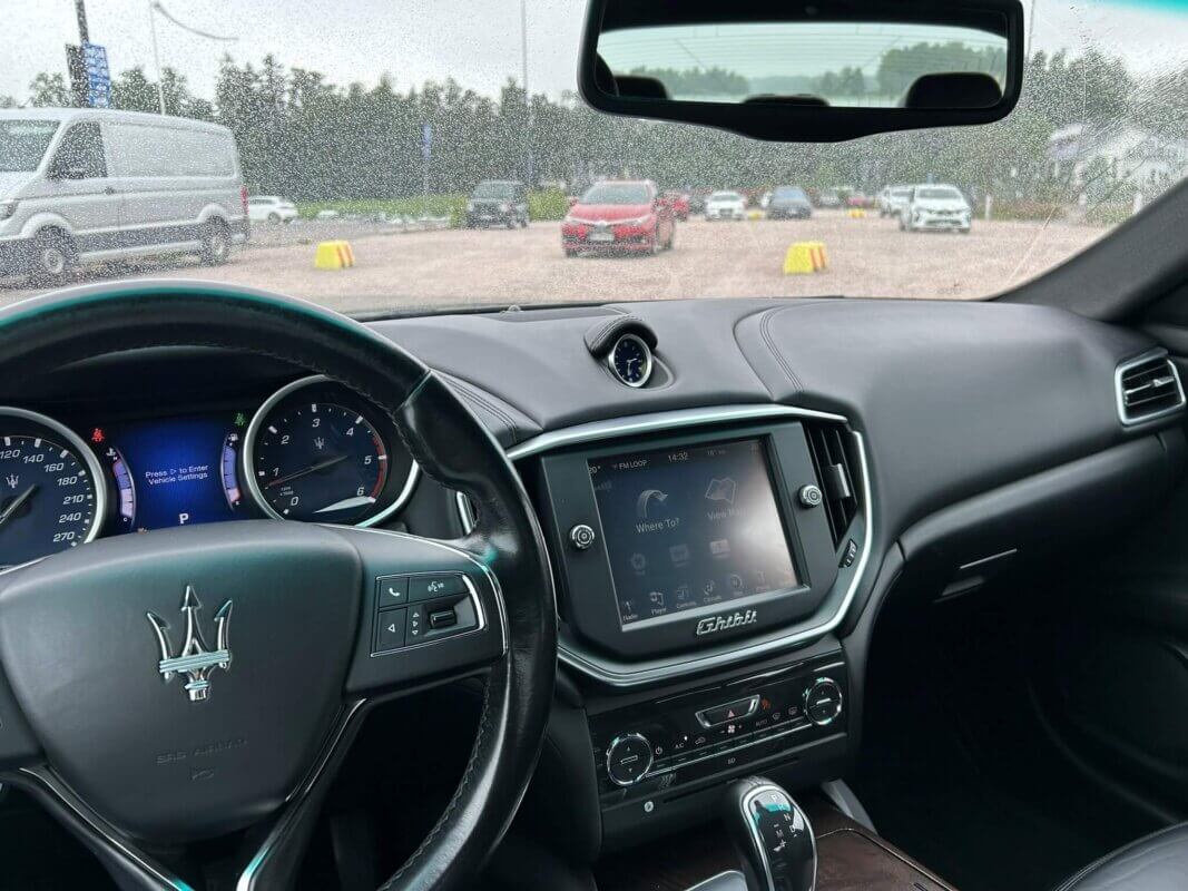 Koeajo Maserati Ghibli kokemuksia