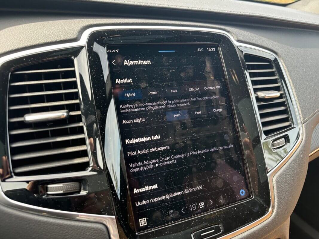 Koeajo Volvo XC90 Kokemuksia