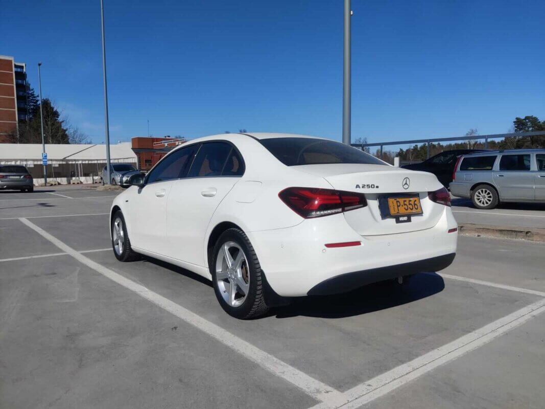 Koeajo Mercedes-Benz A 250e kokemuksia